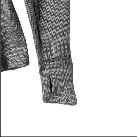 Lululemon Kanto Catch Me Herringbone Long Sleeve Top Size 6 - Picture 9 of 9